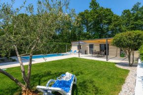 Luxuriöse Villa Mit Pool In Einer Ruhigen Umgebung In Istrien
